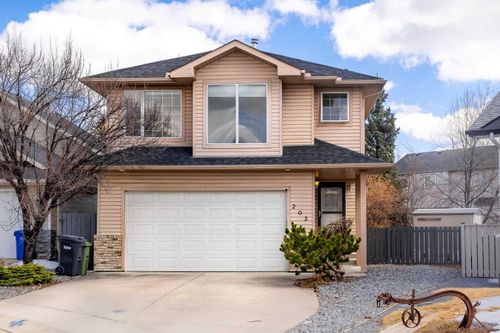 203 Cambridge Bay, Strathmore, AB, T1P1R9 | Card Image