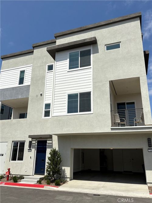 7267 Aura Circle, Huntington Beach, CA, 92647 | Card Image