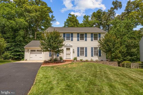 8044 Winding Way Ct, SPRINGFIELD, VA, 22153-2430 | Card Image