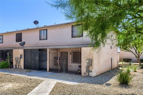 b-3501 Rio Robles Dr, North Las Vegas, NV, 89030-4664 | Card Image