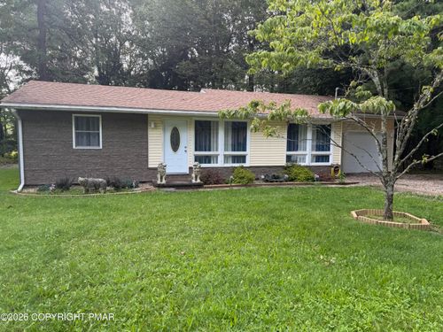 123 Stillwater Dr, Pocono Summit, PA, 18346-7738 | Card Image