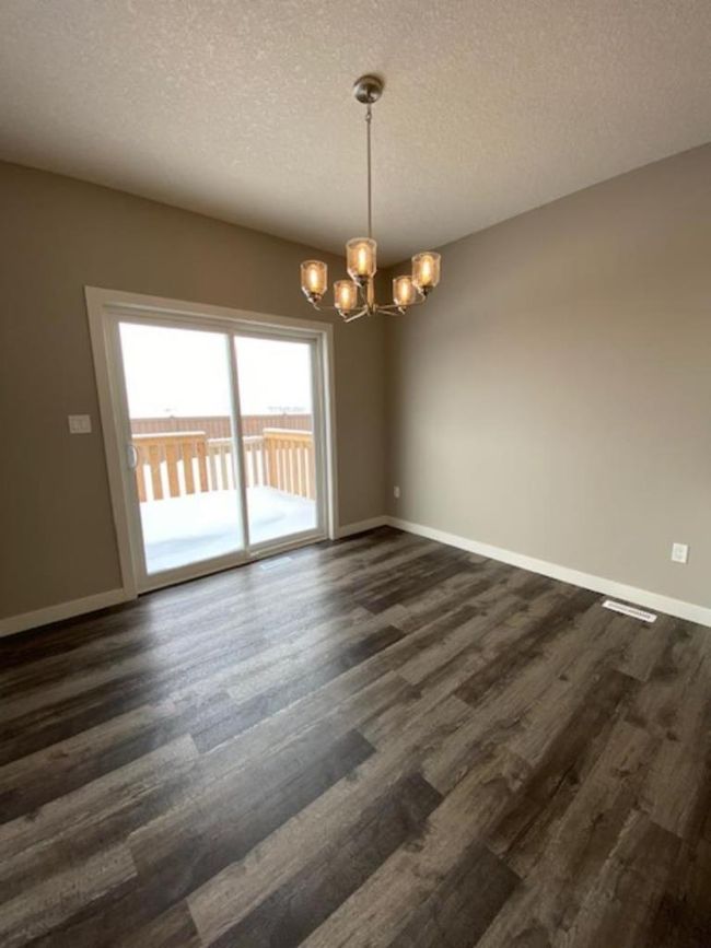 11342 107 Avenue, Home with 3 bedrooms, 2 bathrooms and 6 parking in Grande Prairie AB | Image 10