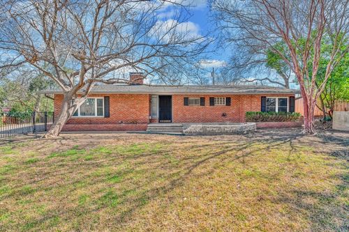 1301 Rambler Dr, Waco, TX, 76710-4055 | Card Image