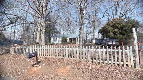 1352 Seays Rd, Liberty, NC, 27298-8609 | Card Image