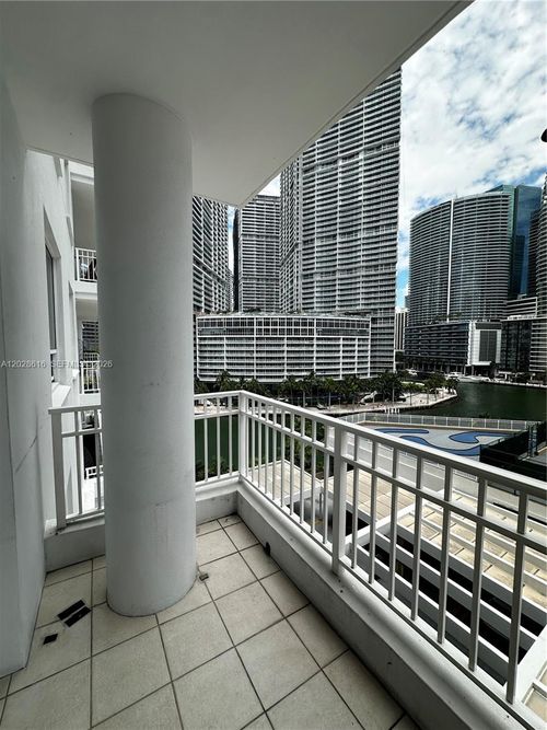906-801 Brickell Key Blvd, Miami, FL, 33131-3711 | Card Image