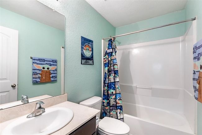 The secondary bathroom | Image 18