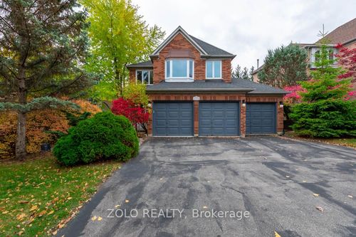 170 Widdifield Ave, Newmarket, ON, L3X1Z2 | Card Image
