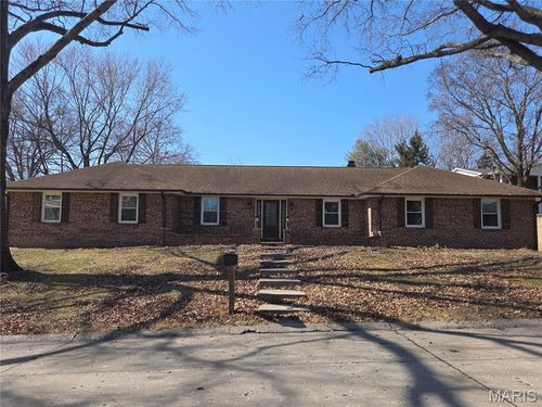 611 La Petitte Ct, Cape Girardeau, MO, 63701-3426 | Card Image