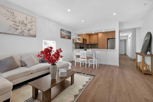 73 Penworth Close Se, Calgary, AB, T2A5N4 | Card Image