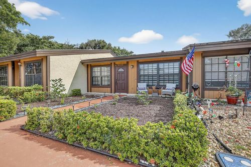 10330 Fig Ct, Pembroke Pines, FL, 33026-2410 | Card Image