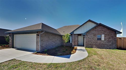 9001 Nw 143rd St, Yukon, OK, 73099-8083 | Card Image
