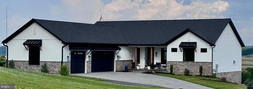7513 West Rd, YORK, PA, 17403-9543 | Card Image