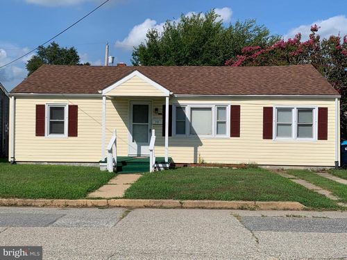 216 N High St, SMYRNA, DE, 19977-1123 | Card Image