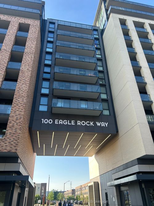 100 Eagle Rock Way, Maple, ON, L6A5B9 | Card Image