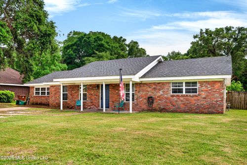 111 Edmund Dr, Long Beach, MS, 39560-5005 | Card Image