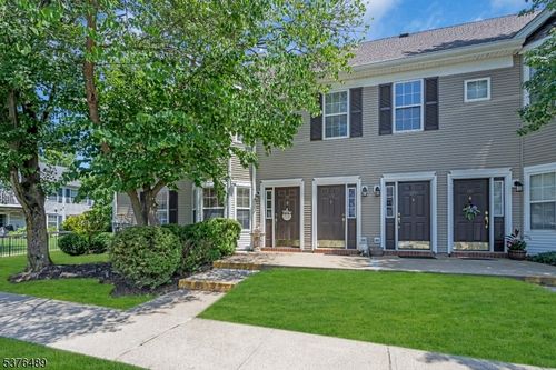 127 Williamson Ct, Bridgewater, NJ, 08807-5643 | Card Image