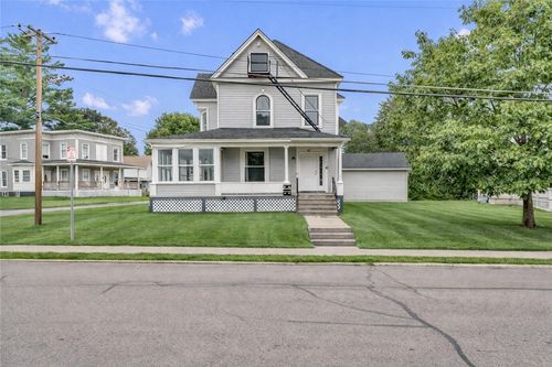 27 Church St, Oneonta, NY, 13820-1724 | Card Image