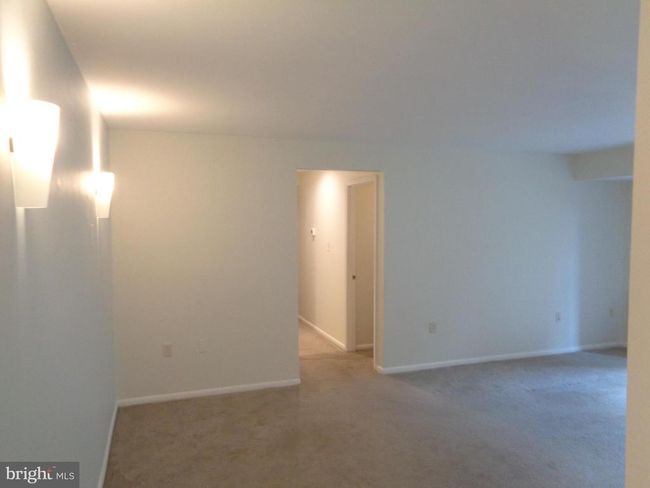 APT-104 - 1954 Kennedy Dr, Condo with 2 bedrooms, 1 bathrooms and null parking in MCLEAN VA | Image 16