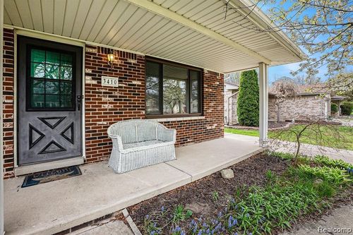 3410 Pasadena Dr, Troy, MI, 48083-5947 | Card Image