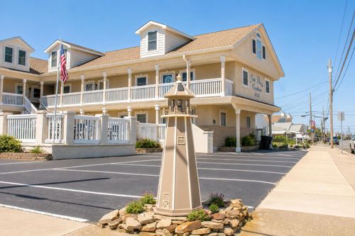 205-8006 Seaview Ave, Wildwood Crest, NJ, 08260-3674 | Card Image