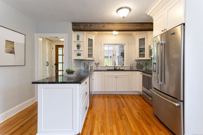 Kitchen | Image 7