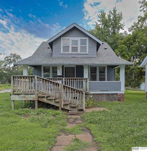 4072 Paxton Blvd, Omaha, NE, 68111-2132 | Card Image
