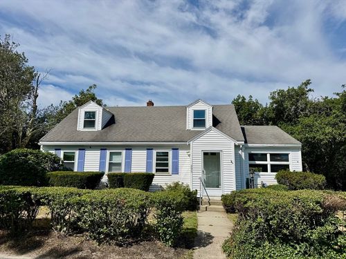 sing-family-295 Kingsley Rd, Hull, MA, 02045-2017 | Card Image