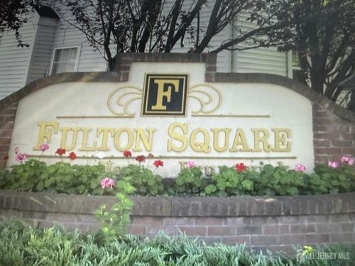 1224 Dogwood Ct, New Brunswick, NJ, 08901-3912 | Card Image