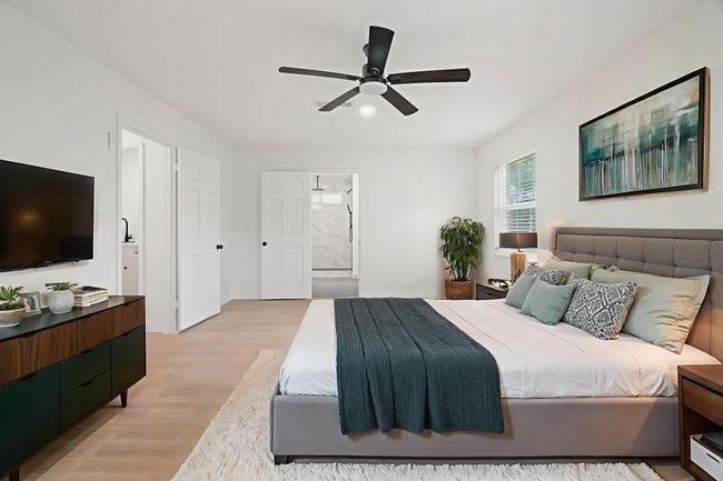 8215 Twining Oaks Ln, House other with 5 bedrooms, 4 bathrooms and 3 parking in Spring TX | Image 23