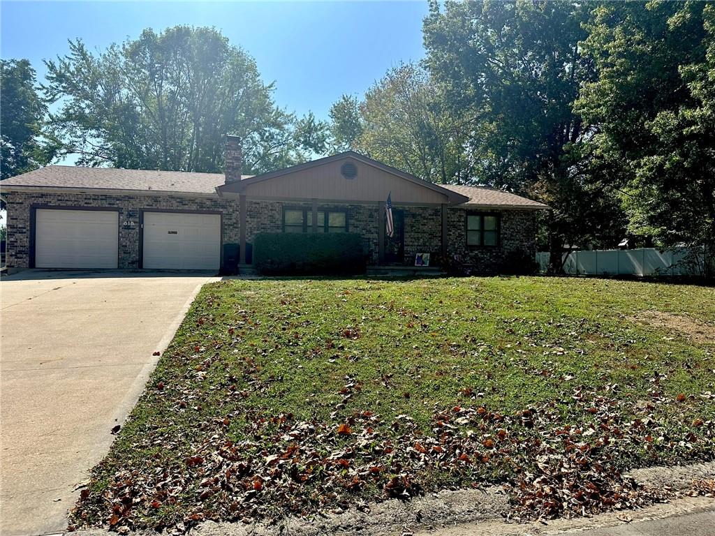 Market St, Warrensburg, MO 64093