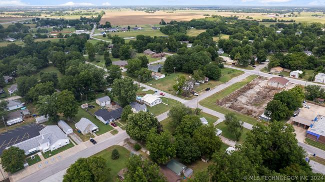 111 W Church Ave, House other with 3 bedrooms, 1 bathrooms and null parking in Fairland OK | Image 39
