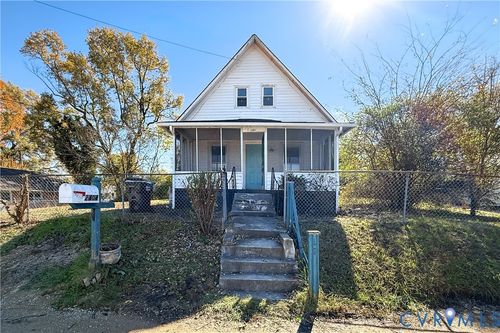 2404 Trenton St, Hopewell, VA, 23860-6326 | Card Image