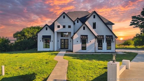 6321 Ridgeview Rd, Owasso, OK, 74055-8189 | Card Image