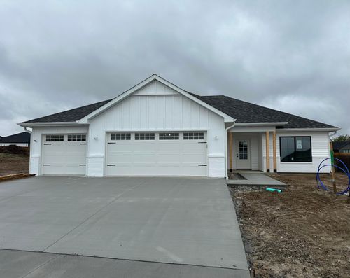 4665 Ambassador Dr, ASHLAND, MO, 65010-8600 | Card Image