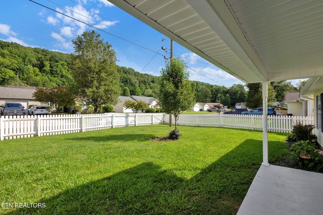 2927 Muzzle Ln, House other with 3 bedrooms, 2 bathrooms and null parking in Knoxville TN | Image 4