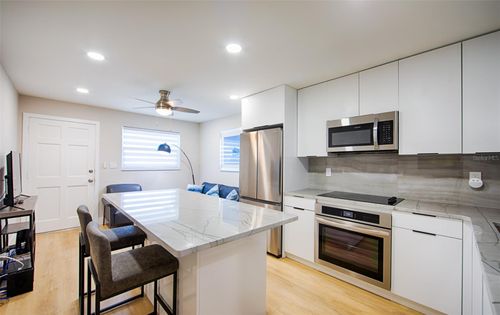 apt-27n-8567 W Gulf Blvd, TREASURE ISLAND, FL, 33706-3452 | Card Image