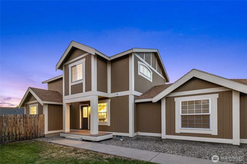 2417 N Water St, Ellensburg, WA, 98926-2066 | Card Image