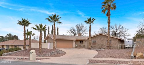 6729 Cresta Bonita Drive, El Paso, TX, 79912 | Card Image