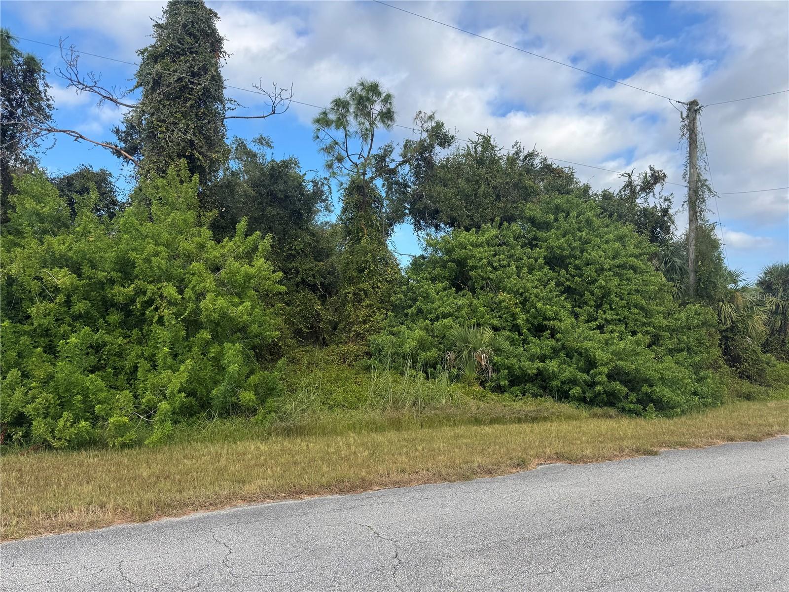 Land in NORTH PORT 3