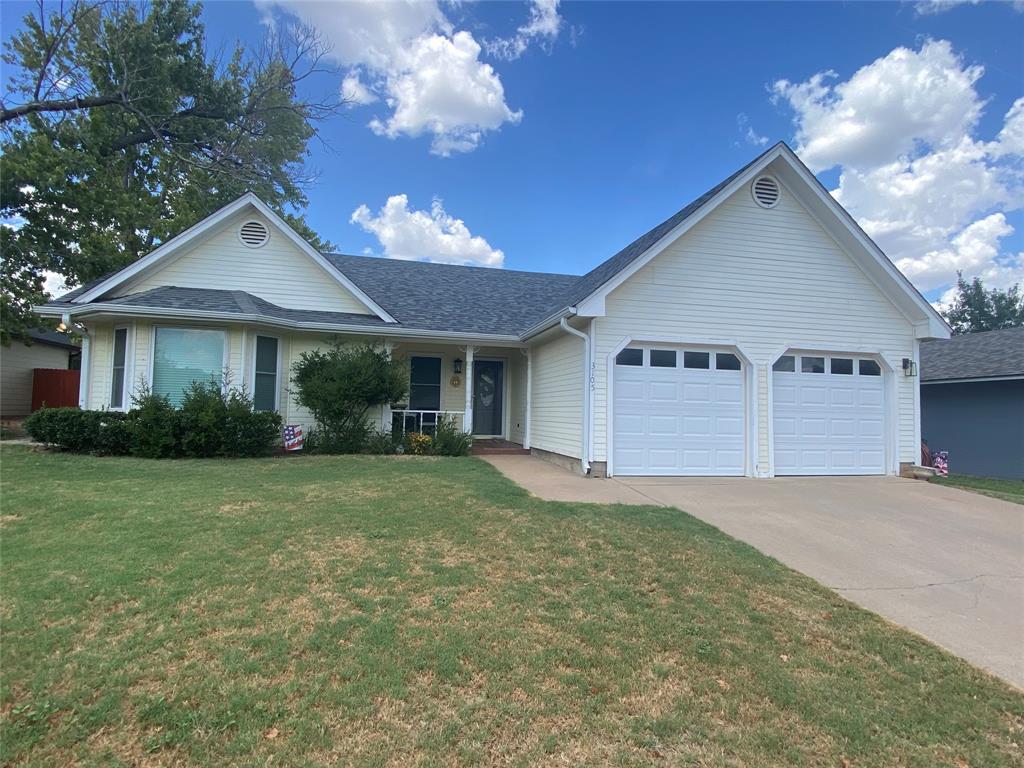 11th St, Mineral Wells, TX 76067