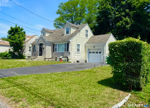 171 Boswell St, Stratford, CT, 06615-6658 | Card Image