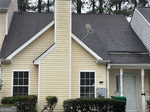 5933 Trent Walk Dr, Lithonia, GA, 30038-1956 | Card Image