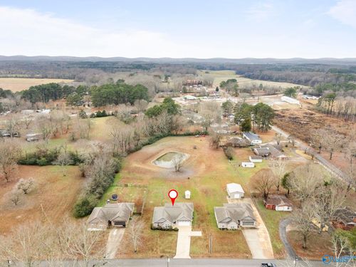 10504 Wall Triana Hwy, Toney, AL, 35773-6923 | Card Image