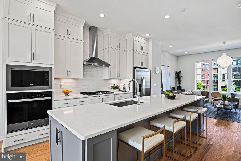 Residential in MCLEAN 2
