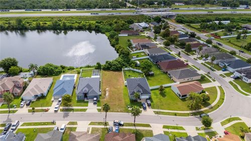 11310 Southwind Lake Dr, GIBSONTON, FL, 33534-5701 | Card Image