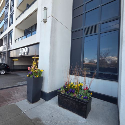 112-399 Spring Garden Ave, North York, ON, M2N3H6 | Card Image
