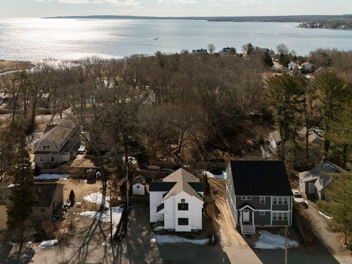 9 Puritan Way, Duxbury, MA, 02332-5210 | Card Image