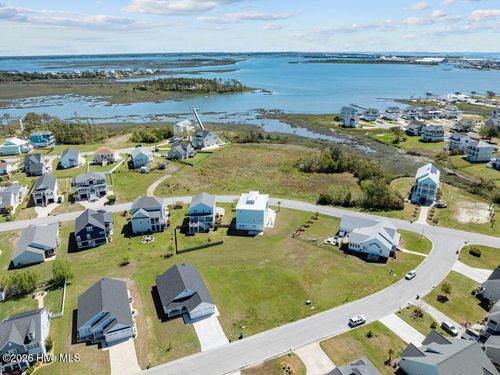 1302 Fathom Way, Morehead City, NC, 28557-0040 | Card Image