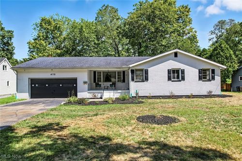 675 Blueberry Hill Dr, Canfield, OH, 44406-1035 | Card Image