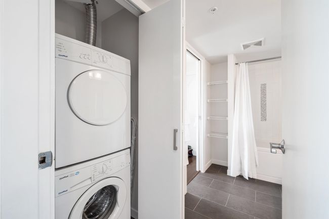 706 - 2959 Glen Dr, Condo with 1 bedrooms, 1 bathrooms and 1 parking in Coquitlam BC | Image 23